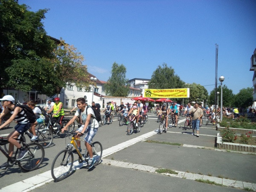 Srbac: „Biciklijada“ okupila  150 učesnika