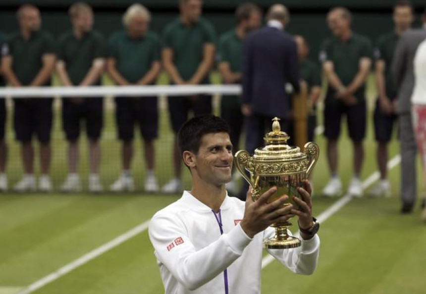 Nole o pritiscima, granicama, Rodžeru...
