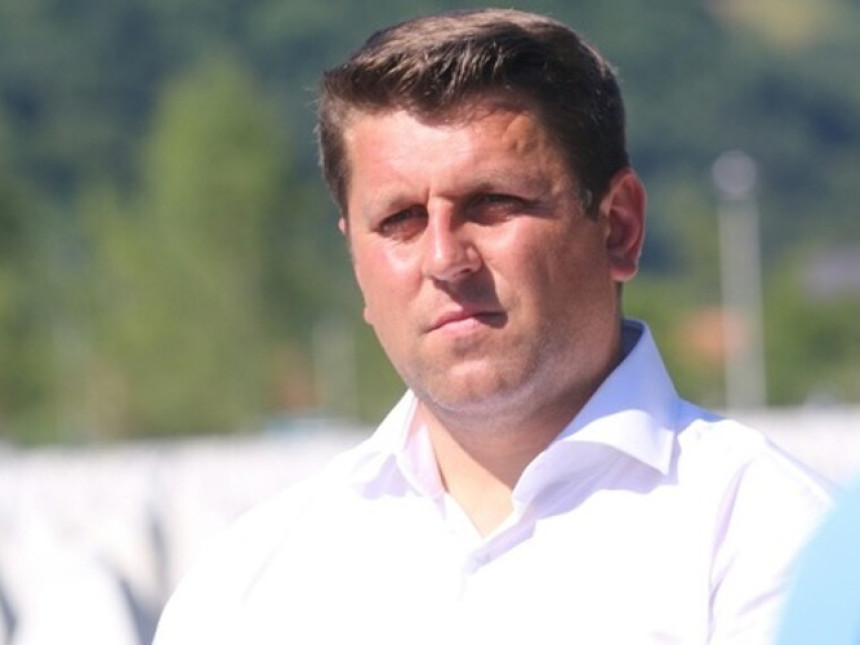 "Politizovali smo 11. jul i pretvorili u vašar"