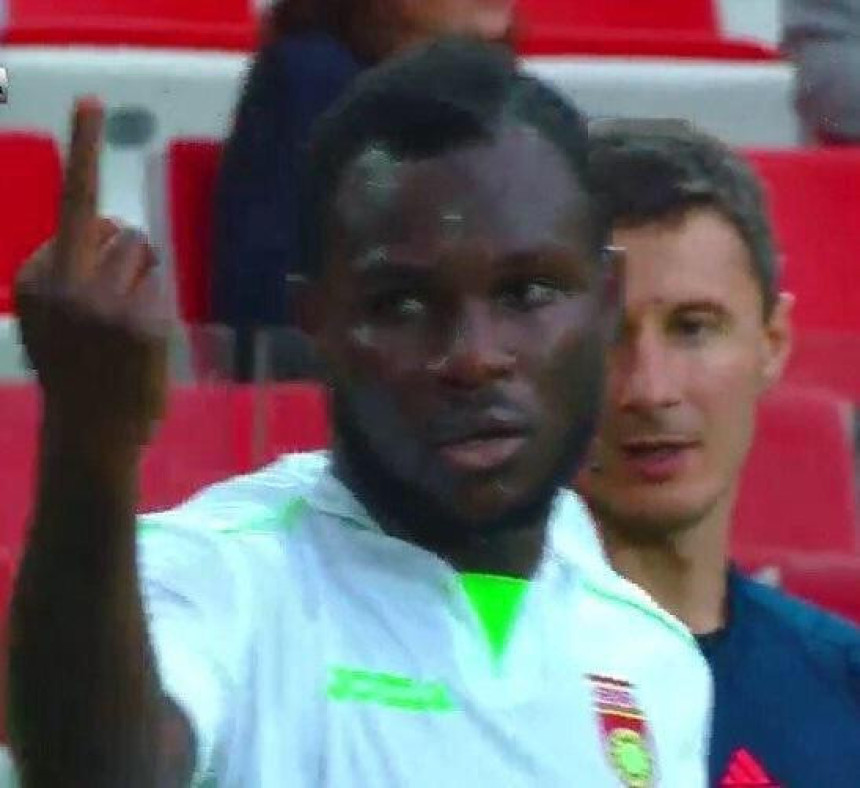 Video: Kuda ide ovaj svijet?! Vidite što je isključen Frimpong!