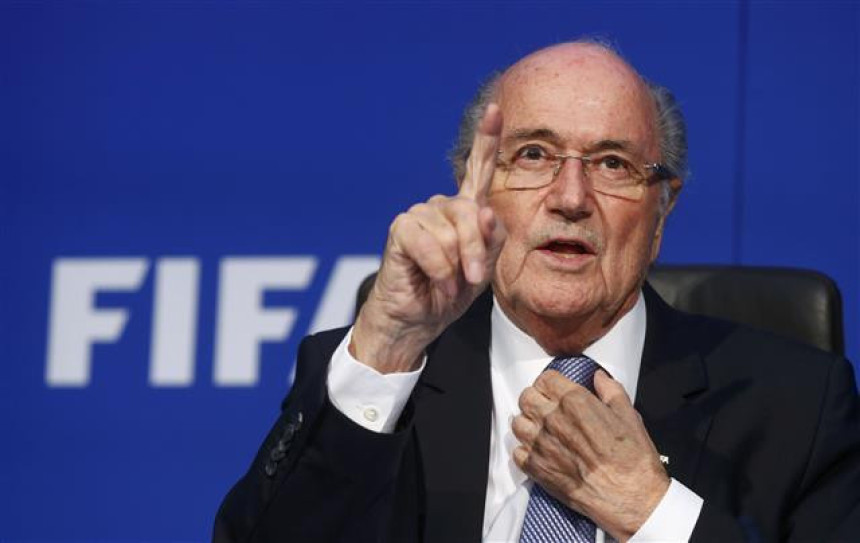 Дефинитивни крај: Блатер рекао збогом ФИФА-и!