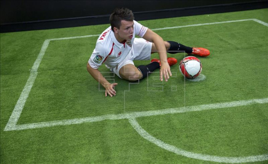 Видео: Конопљанка дошао на промоцију ''пијан''?!