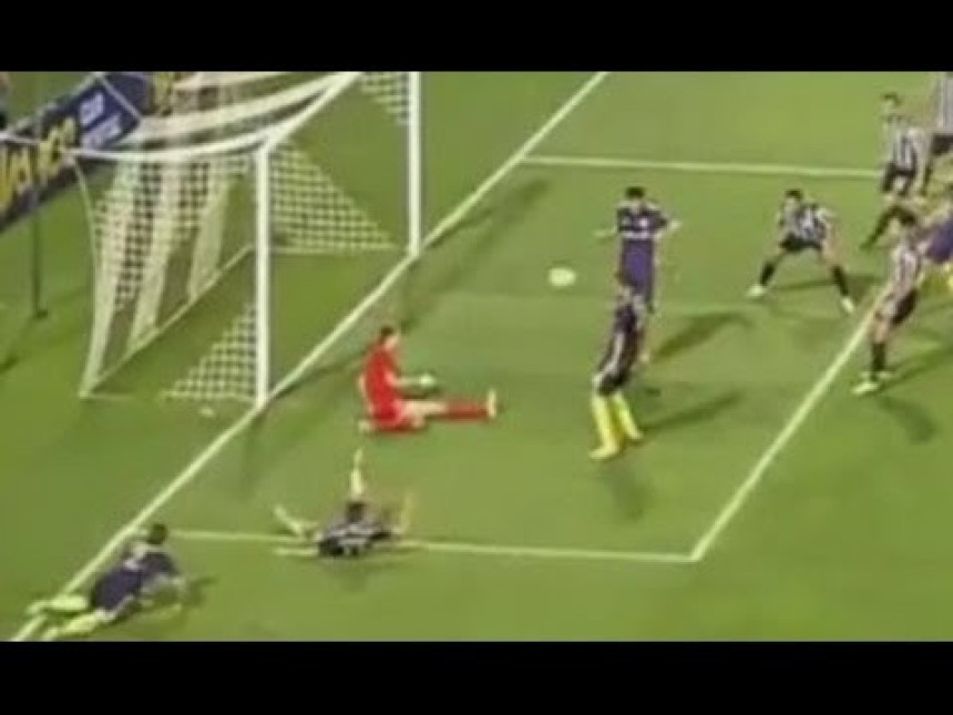 Video: Autogol koji vas mora nasmijati!