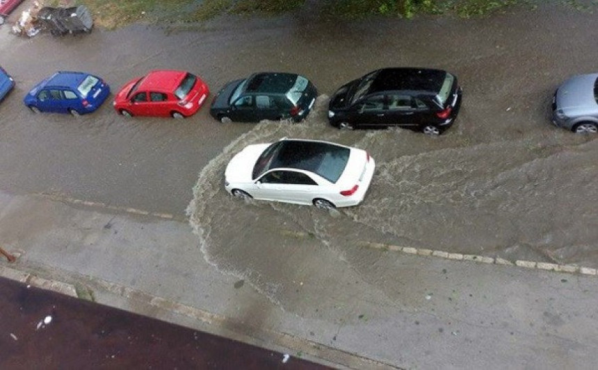 Невријеме у Јајцу