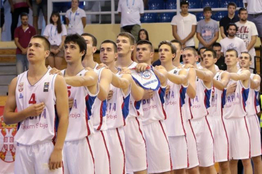 EP: Juniori Srbije slavili za 1/4-finale!