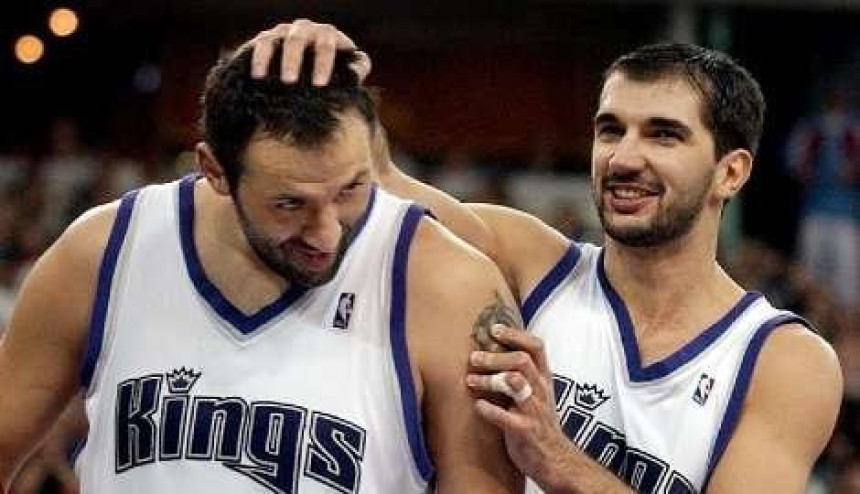 U idealnoj petorci Sakramento Kingsa svih vremena i Divac i Peđa!
