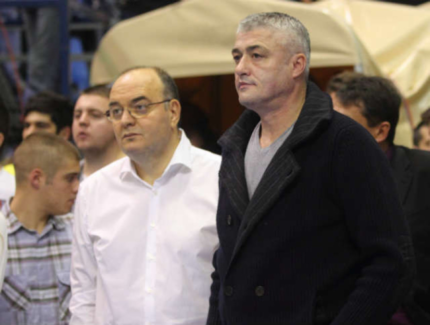 Анализа: Има ли пилота у Партизановом авиону?!