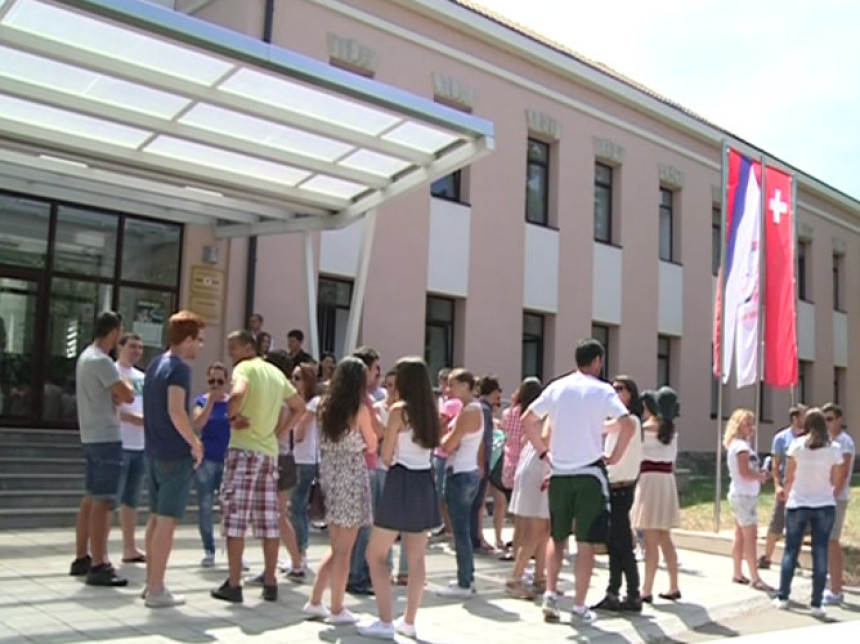 Bilećki studenti traže obećane stipendije