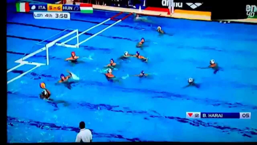 SP: Pade šampion! Italijani izbacili Mađare!