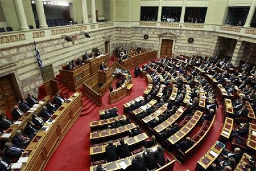 Парламент, ипак, усвојио буџет