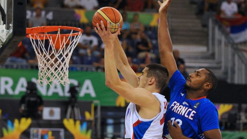 Oslabljeni Srbi poraženi od Francuske!