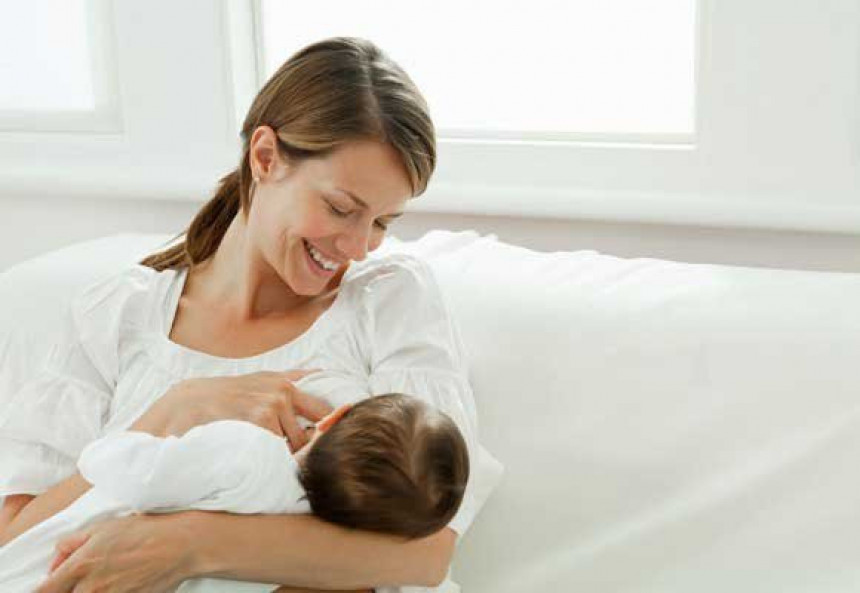 Dojenje važno i za bebu i za majku