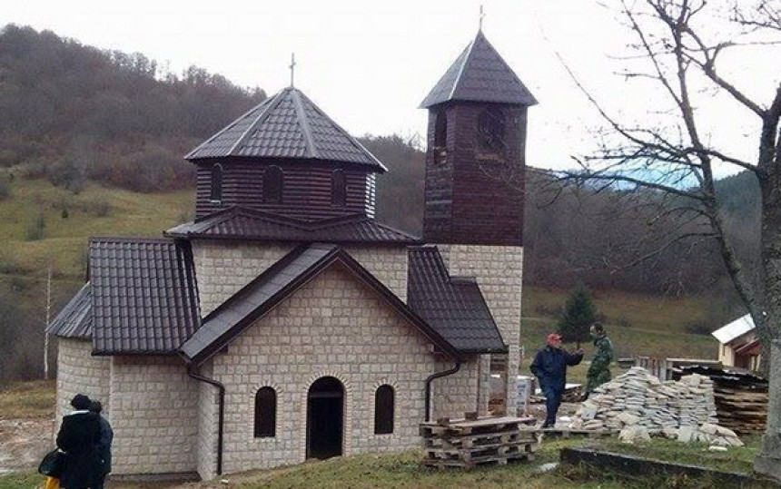 Osveštana crkva u Vrbnici kod Foče