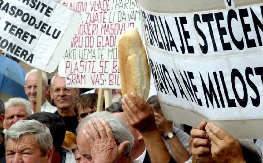 У септембру протест пензионера у ФБиХ