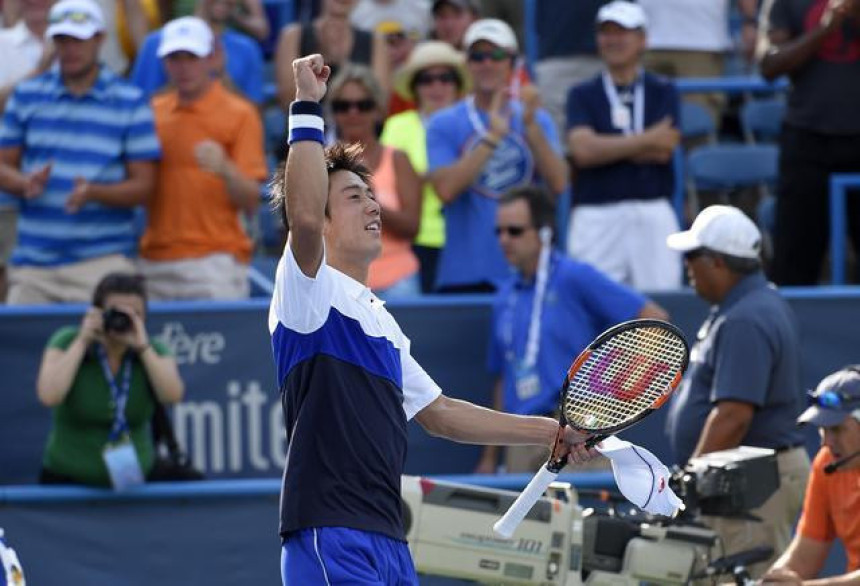 Titule za Nišikorija, Stivens i Kerberovu!