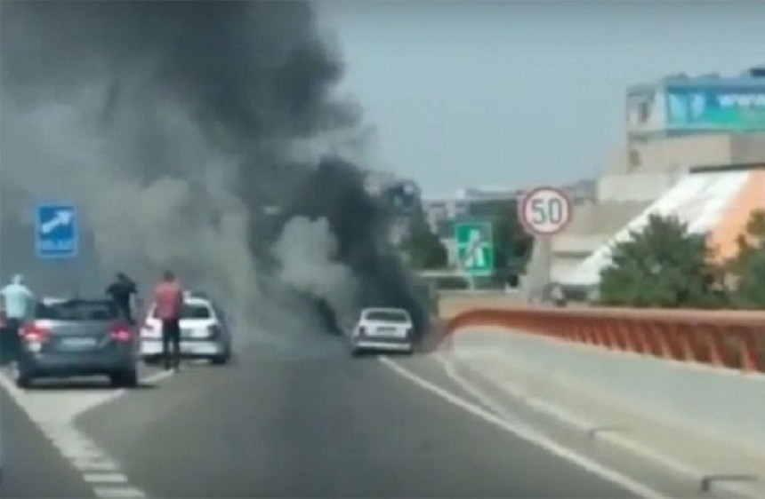 Beograd: Eksplodirao automobil na "Gazeli"!