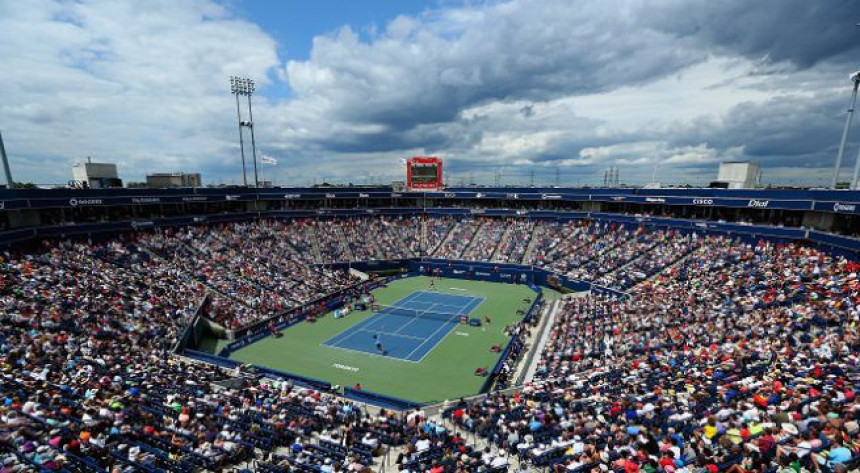 Toronto: Serena preživela Penetu, Vika sigurna...