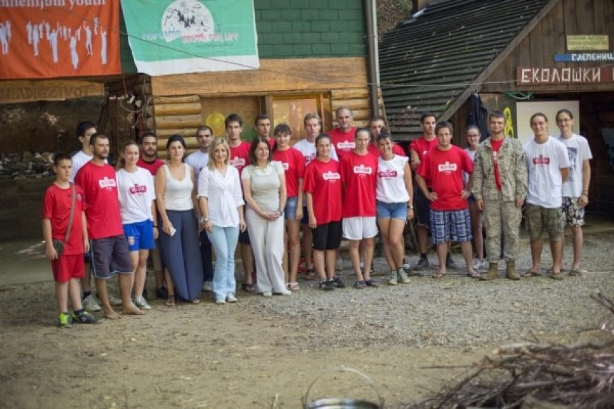 Srbac: Mladi volonteri uredili izletište Durova