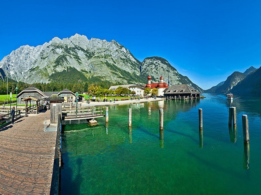 Пронашла златну полугу тешку пола килограма