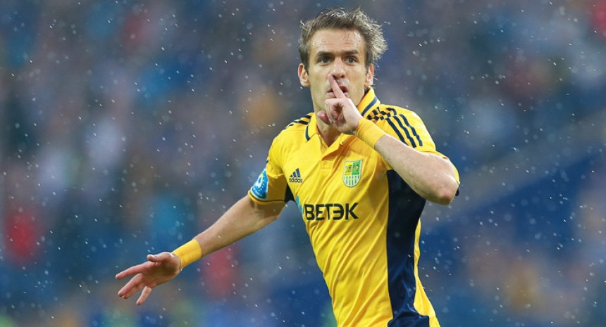 Partizan zvao Marka Devića, on želi među crno – bijele!