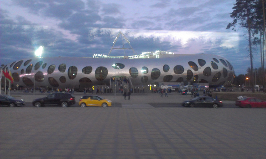 Pilot Partizanu: "Da vas vozim do Barselone"!