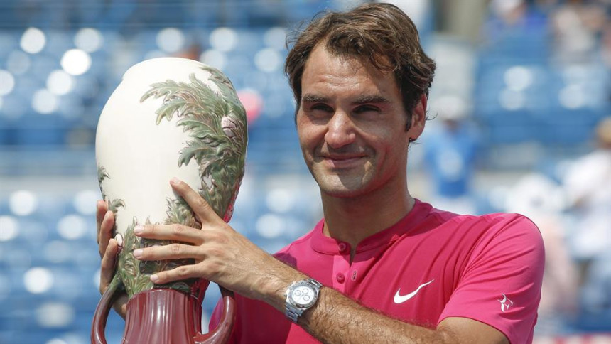 Federeru "bista", Đokoviću lista! Džumhurov blagi napredak!