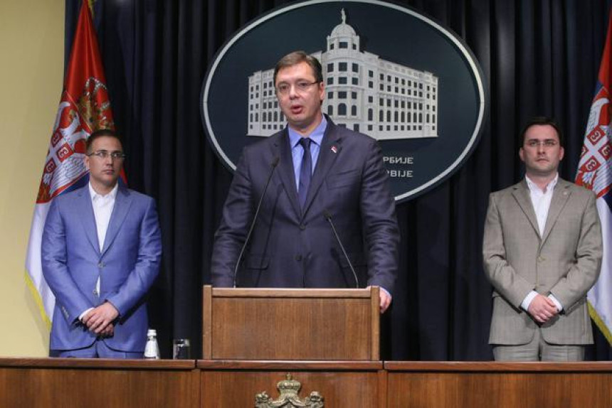 Vučić tvrdi: Niko iz SNS-a u Partizan, niti bilo gdje drugo!