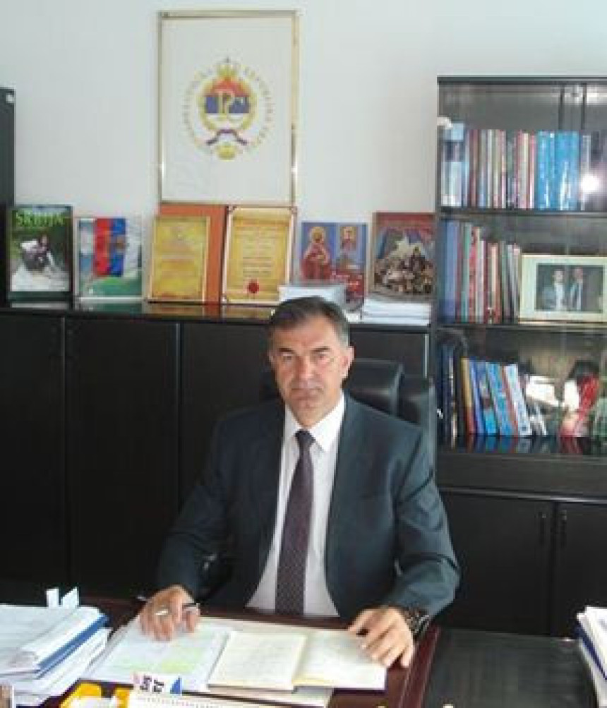 Izmjenama Zakona do problema!