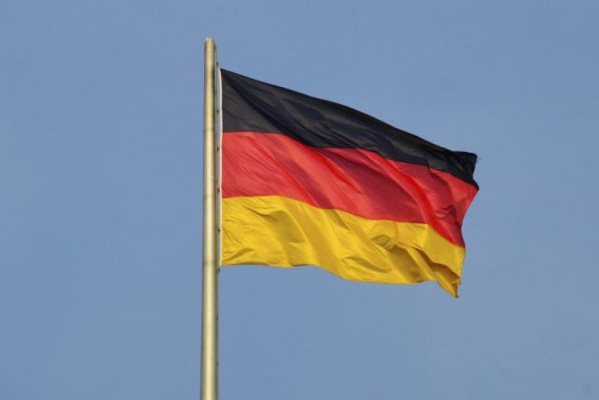 Njemačka: Rasisti prijete bombama