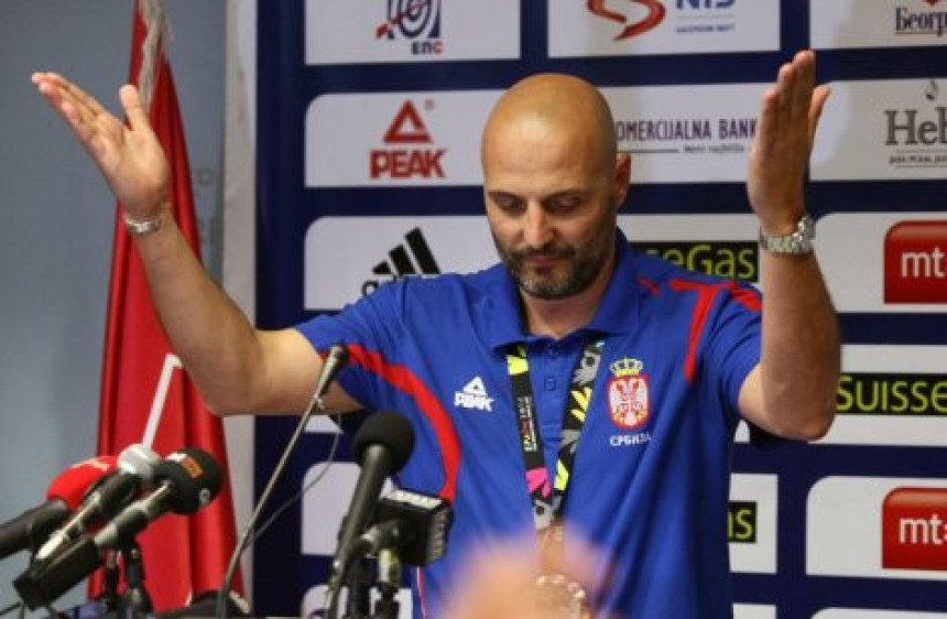 Rođendanske čestitke: Srećno Sale, donesi nam zlato!