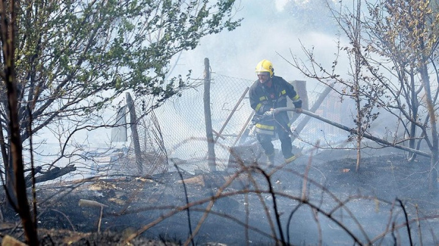 Požar kod Studenice stavljen pod kontrolu