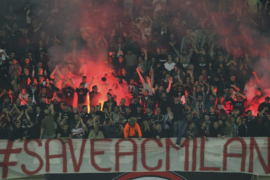 Milanovi "Ultrasi" tjeraju Galijanija!