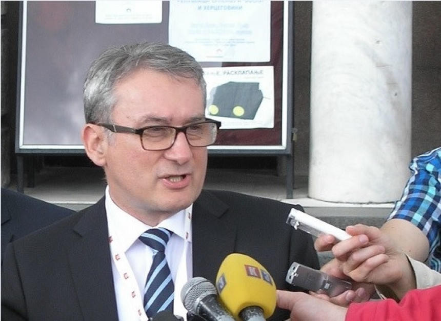 Zaduživanje naše djece je najveća izdaja Republike Srpske