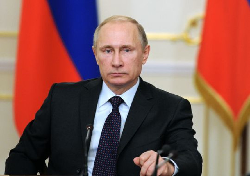 Путин: Неће нас лијечити лијекови са Запада