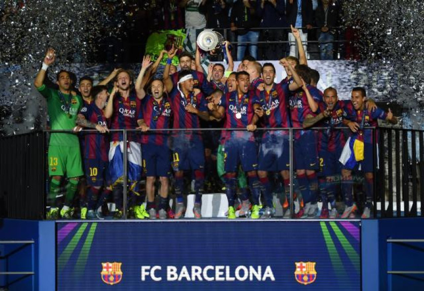 Barselona je najbolji klub u 2015.!