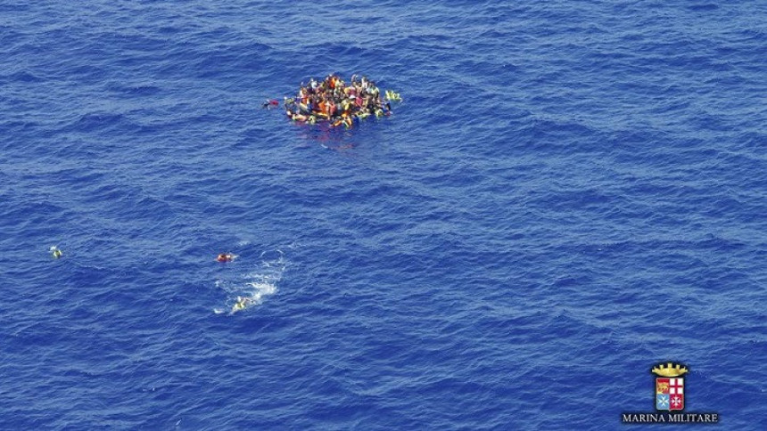 Prevrnuo se čamac, četvoro djece nestalo