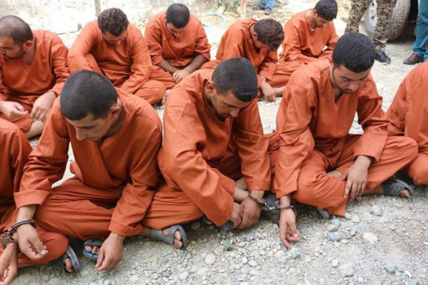 Kurdi uhvatili 45 džihadista skrivenih među izbjeglicama