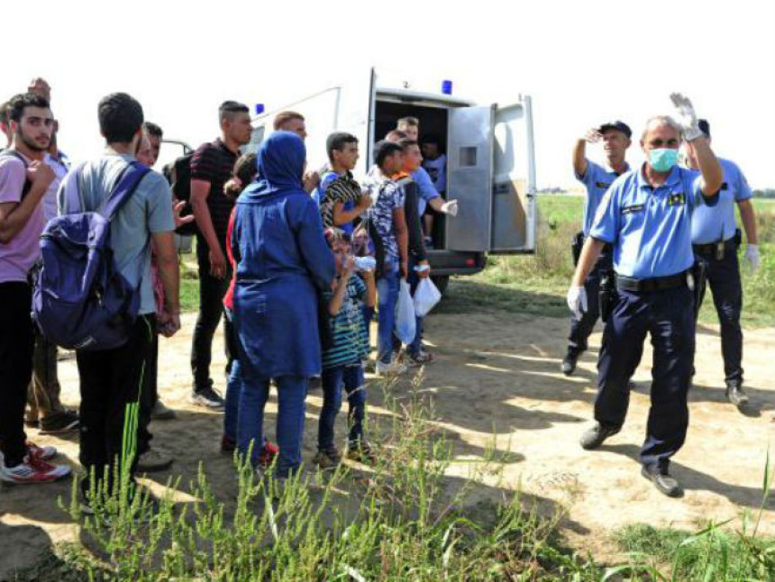 Hrvati prevoze izbjeglice maricama