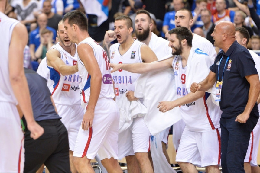 Десет разлога због којих, наводно, Србија не може да победи Француску!