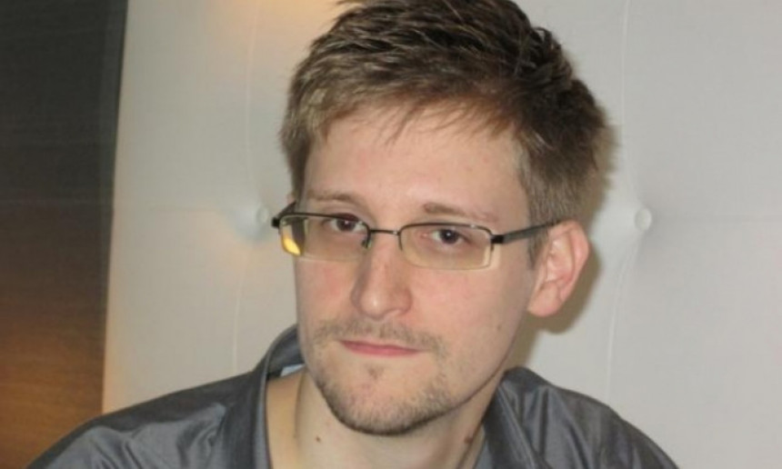 Сноуден: Ванземаљци шаљу кодиране поруке