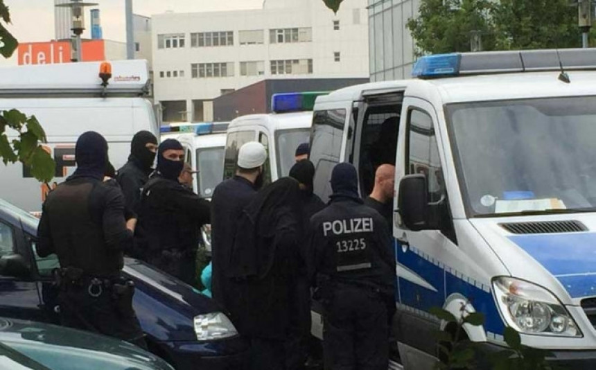 Berlin: Policija privela mudžahedine iz BiH