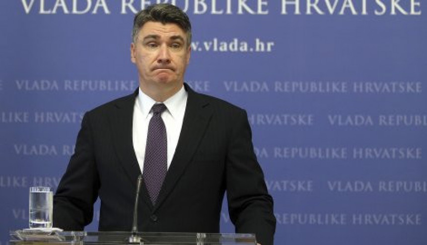 Брисел тражи хитно објашњење Загреба за кршење ССП