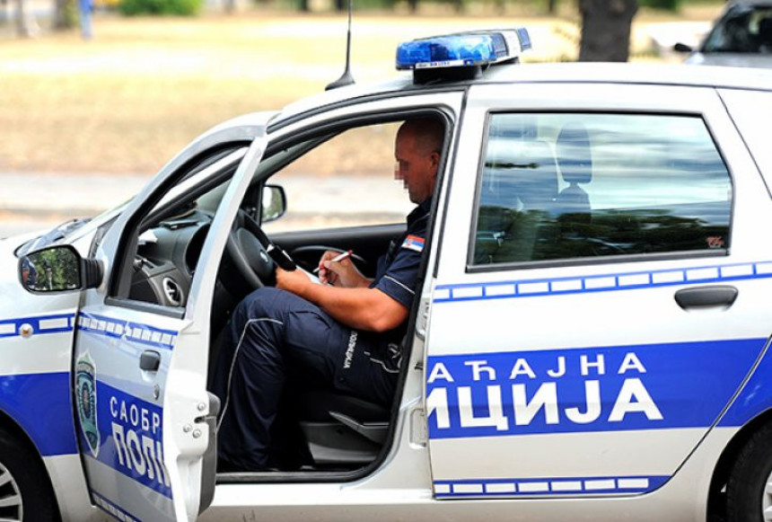 Cisterna sravnila kuću u selu Ražanj