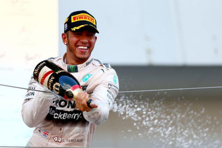 F1: Hamilton se na "Suzuki" izjednačio sa Senom!