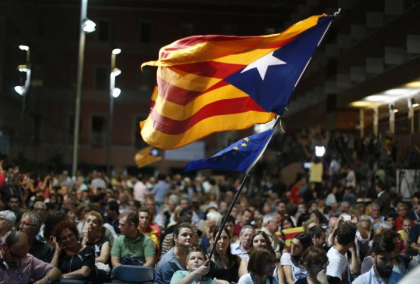 Каталонци гласали за одвајање од Шпаније