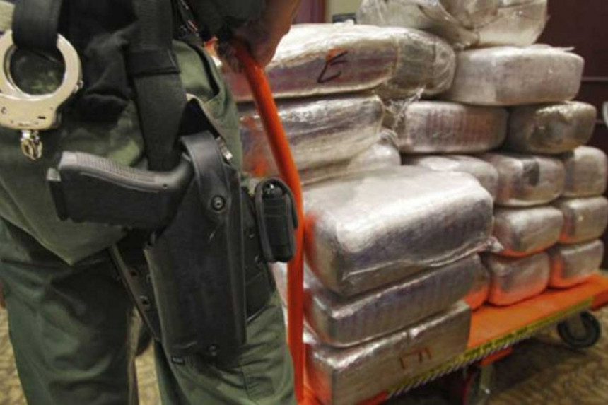 Кријумчари заборавили 300 кг кокаина