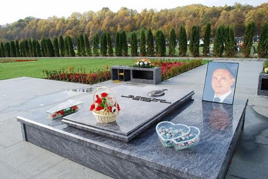 Modriča: Osam godina od smrti Milana Jelića