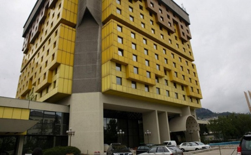 СИПА претреса хотел "Холидаy" у Сарајеву