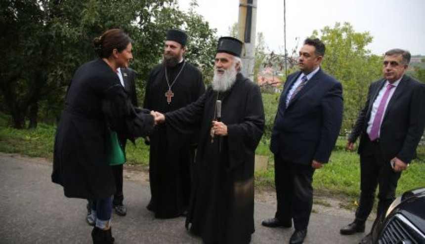 Ceca pomaže u obnovi manastira Rajinovac