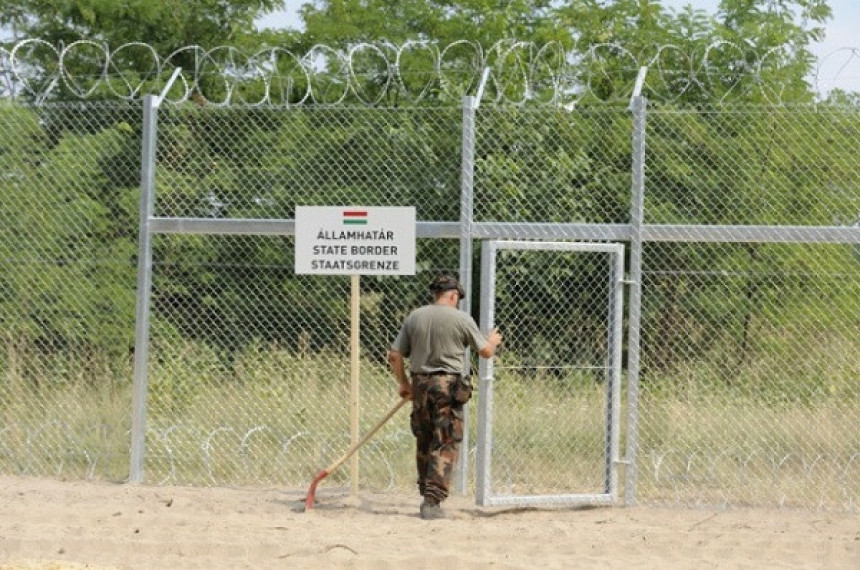Мађарска затвара границу са Хрватском